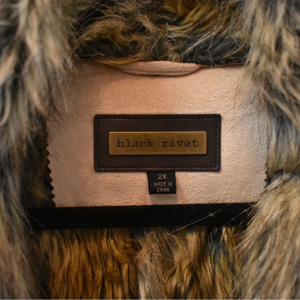 Wilsons Leather Winter Fur Coat - Picture 4 of 8